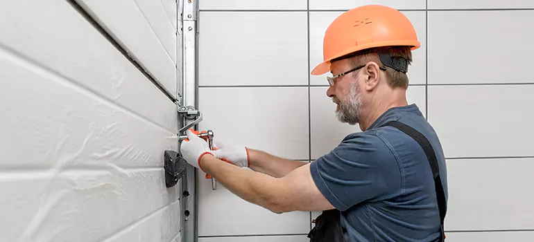 Commercial Garage Door Repair in Oakley, CA